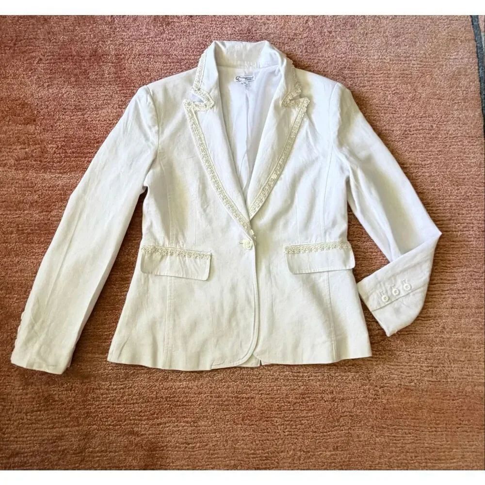 Chadwicks Classics Cream Linen Blend Blazer Size 2P Vintage Inspired